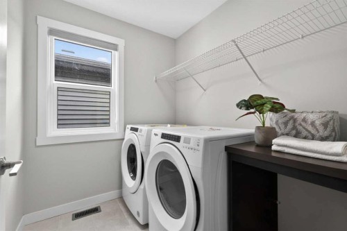 31 Herron Rise Ne, Calgary, AB - Indoor Photo Showing Laundry Room