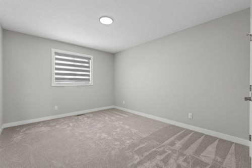 31 Herron Rise Ne, Calgary, AB - Indoor Photo Showing Other Room