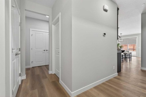 31 Herron Rise Ne, Calgary, AB - Indoor Photo Showing Other Room