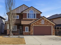 160 Crystal Green Drive SEOkotoks, AB T1S 0C8