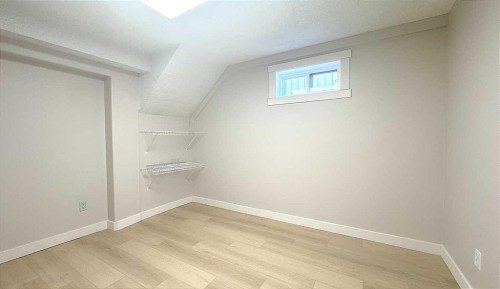 3229 19 Avenue Se, Calgary, AB - Indoor Photo Showing Other Room
