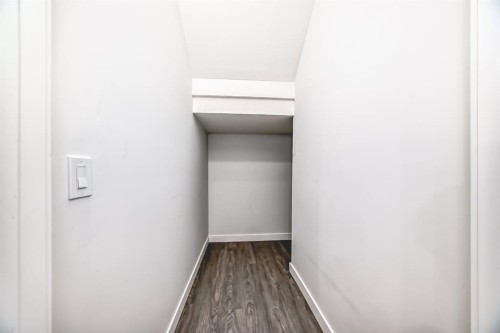 127 Saddlecrest Grove Ne, Calgary, AB - Indoor Photo Showing Other Room