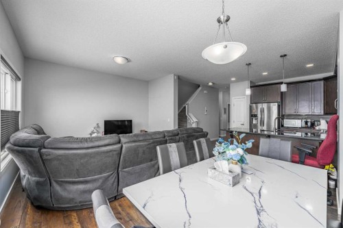 313 Hillcrest Road Sw, Airdrie, AB - Indoor Photo Showing Dining Room