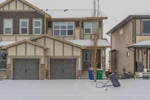 313 Hillcrest Road SW Airdrie, AB T4B 4K1