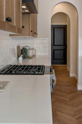 47 Sundown Crescent, Cochrane, AB - Indoor Photo Showing Kitchen