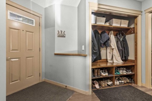 25 Tuscany Summit Terrace Nw, Calgary, AB - Indoor Photo Showing Other Room