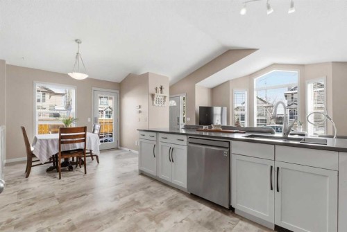 90 Cranberry Square, Calgary, AB - Indoor