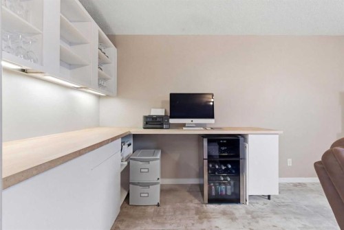 90 Cranberry Square, Calgary, AB - Indoor Photo Showing Office