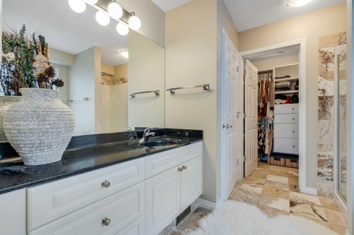 701 Cimarron Close, Okotoks, AB - Indoor Photo Showing Bathroom