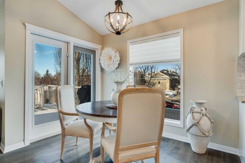 701 Cimarron Close, Okotoks, AB - Indoor Photo Showing Dining Room