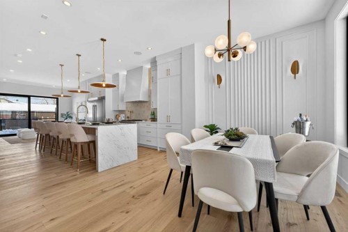 416 36 Street Sw, Calgary, AB - Indoor Photo Showing Dining Room