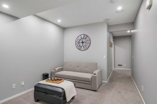 288 Copperstone Gardens Se, Calgary, AB - Indoor