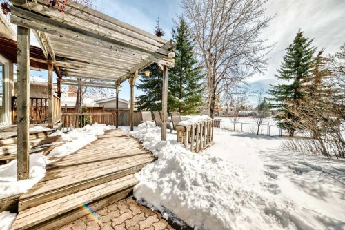271 Dalhurst Way Nw, Calgary, AB - Outdoor With Deck Patio Veranda