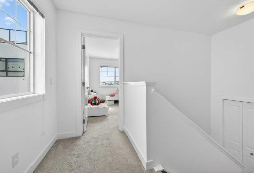 516 Sage Hill Grove Nw, Calgary, AB - Indoor Photo Showing Other Room
