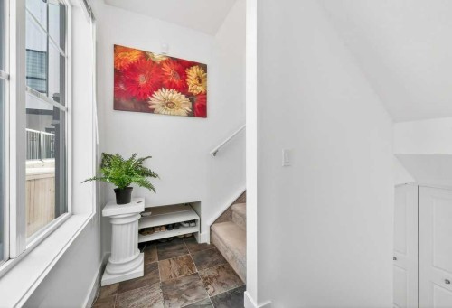 516 Sage Hill Grove Nw, Calgary, AB - Indoor Photo Showing Other Room