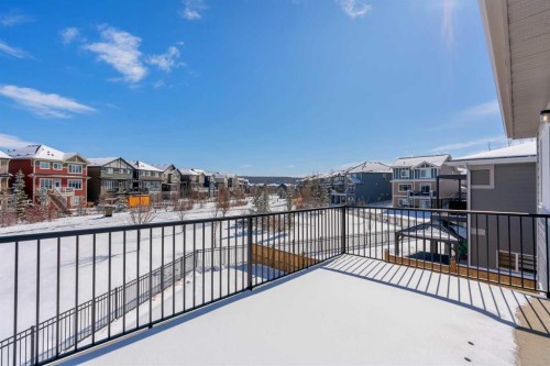 88 Sunrise Heath, Cochrane, AB - Outdoor