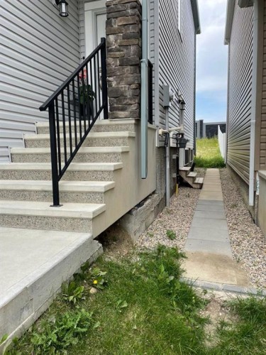 252 Nolanhurst Crescent Nw, Calgary, AB - Outdoor With Exterior