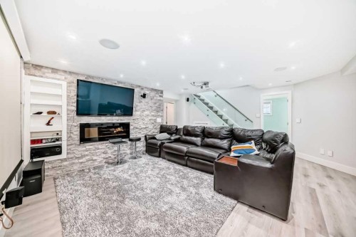 256 Riverside Mews Se, Calgary, AB - Indoor Photo Showing Living Room