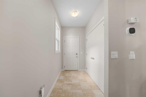 151 Heritage View, Cochrane, AB - Indoor Photo Showing Other Room