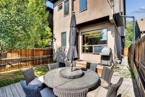 235 11 Avenue Ne, Calgary, AB - Outdoor With Deck Patio Veranda With Exterior