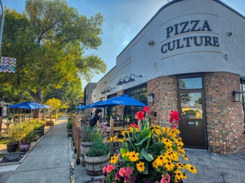 235 11 Avenue Ne, Calgary, AB - Outdoor