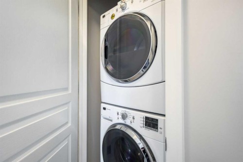 1903-1320 1 Street Se, Calgary, AB - Indoor Photo Showing Laundry Room