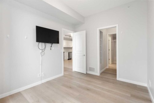 1903-1320 1 Street Se, Calgary, AB - Indoor Photo Showing Other Room