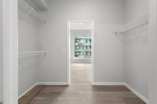 1903-1320 1 Street Se, Calgary, AB - Indoor With Storage