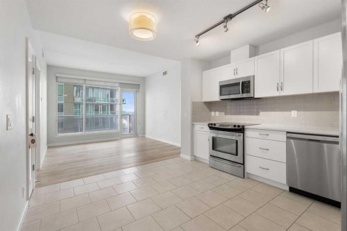 1903-1320 1 Street Se, Calgary, AB - Indoor Photo Showing Kitchen With Stainless Steel Kitchen