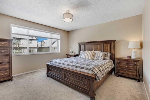 10 Evansbrooke Place Nw, Calgary, AB - Indoor Photo Showing Bedroom