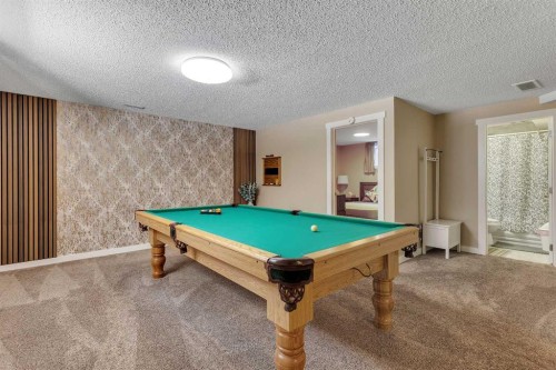 10 Evansbrooke Place Nw, Calgary, AB - Indoor Photo Showing Other Room