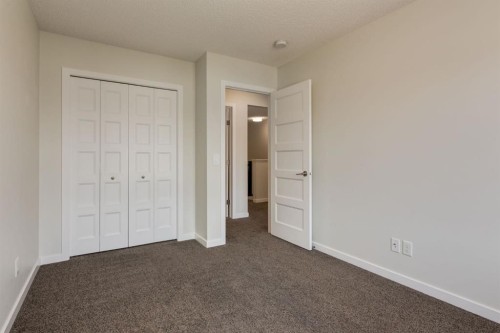 28 Masters Link Se, Calgary, AB - Indoor Photo Showing Other Room
