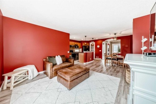 223 Auburn Bay Heights Se, Calgary, AB - Indoor Photo Showing Living Room