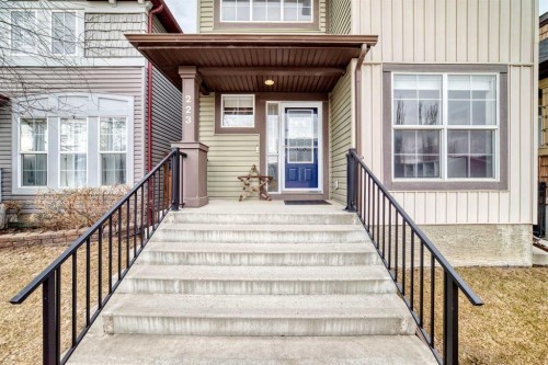 223 Auburn Bay Heights Se, Calgary, AB - Outdoor With Exterior