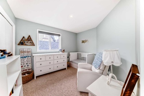 223 Auburn Bay Heights Se, Calgary, AB - Indoor Photo Showing Bedroom