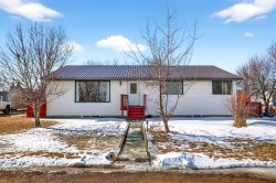 119 3 Avenue WEST Hussar, AB T0J 1S0