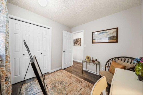 202-825 4 Street Ne, Calgary, AB - Indoor Photo Showing Other Room
