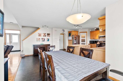 5107 42 Street, Olds, AB - Indoor Photo Showing Dining Room