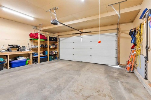 5107 42 Street, Olds, AB - Indoor Photo Showing Garage