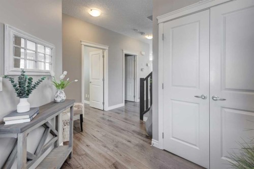 255 Riviera Way, Cochrane, AB - Indoor Photo Showing Other Room