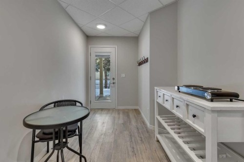 52 Sandstone Ridge Crescent, Okotoks, AB - Indoor Photo Showing Other Room