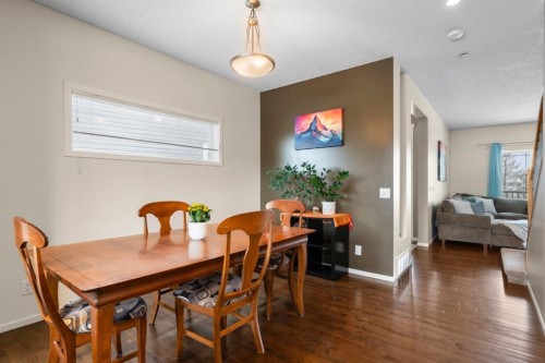 46 River Heights Boulevard, Cochrane, AB - Indoor Photo Showing Dining Room