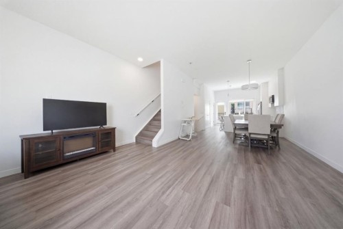 505-101 Panatella Square Nw, Calgary, AB - Indoor