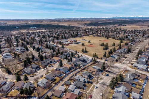 11 Woodfield Crescent Sw, Calgary, AB - Outdoor With View