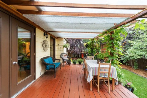 25 Westheights Drive, Didsbury, AB - Outdoor With Deck Patio Veranda