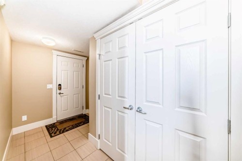 520 Rocky Vista Gardens Nw, Calgary, AB 