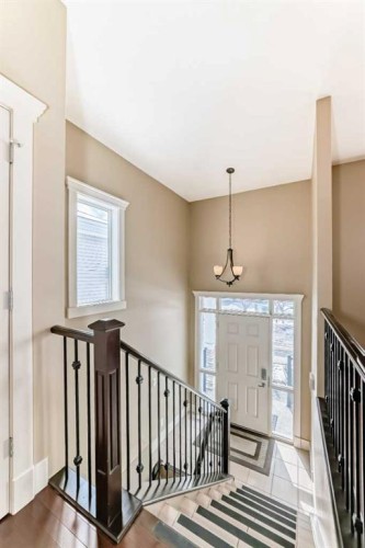 520 Rocky Vista Gardens Nw, Calgary, AB 