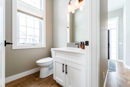 102 Coopersfield Way Sw, Airdrie, AB - Indoor Photo Showing Bathroom