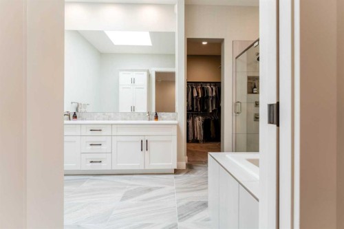 102 Coopersfield Way Sw, Airdrie, AB - Indoor Photo Showing Bathroom