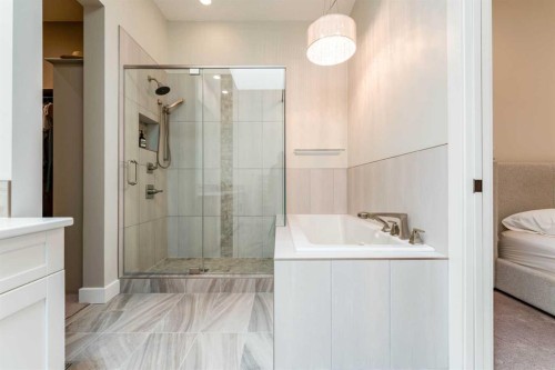 102 Coopersfield Way Sw, Airdrie, AB - Indoor Photo Showing Bathroom